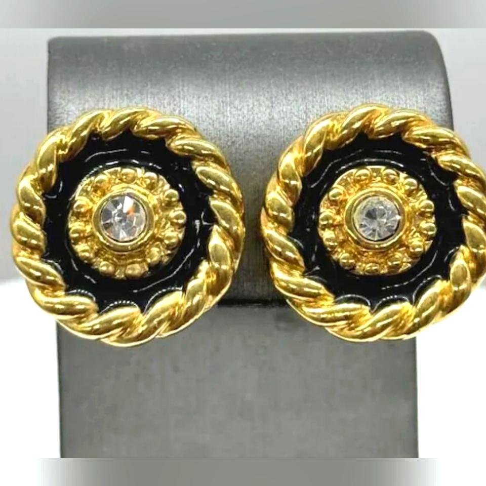 (1")Vtg Parisstyle Earrings